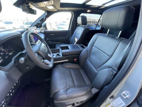 Used 2025 Toyota Sequoia Platinum image 19