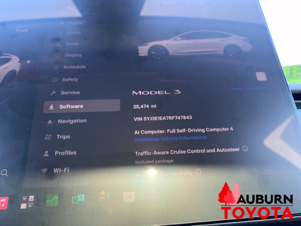 Used 2024 Tesla Model 3 Standard Range RWD image 15