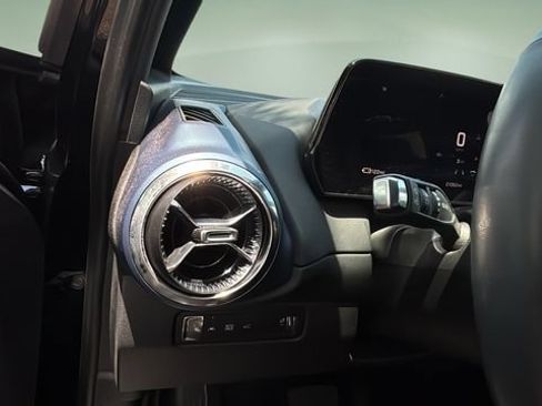 Used 2024 Chevrolet Equinox EV LT AWD/4WD image 20