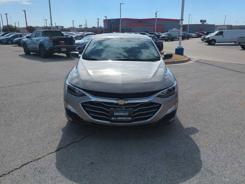 Used 2022 Chevrolet Malibu LS image 3