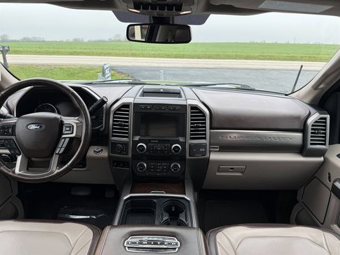 Used 2019 Ford F450 Limited image 13