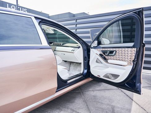 Used 2023 Mercedes-Benz Maybach S 680 4MATIC image 37