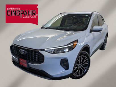 Used 2025 Ford Escape SE