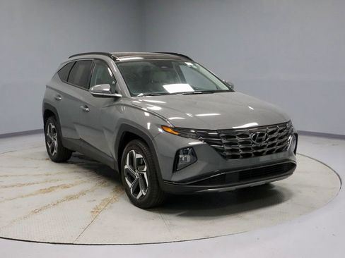 Certified 2024 Hyundai Tucson Limited AWD/4WD image 1