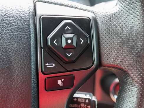Used 2023 Toyota Tacoma TRD Off-Road AWD/4WD image 20