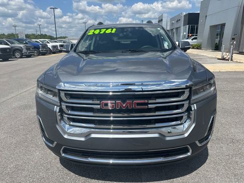 Used 2022 GMC Acadia SLE w/ Driver Convenience Package FWD image 2
