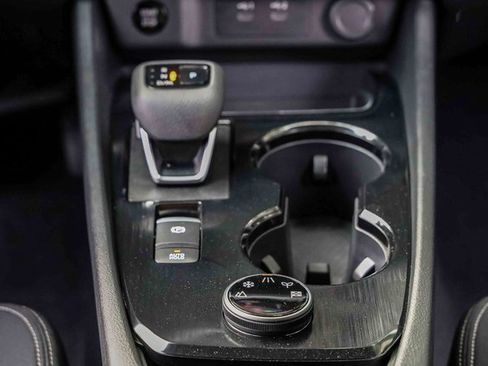 Certified 2025 Nissan Rogue S image 13