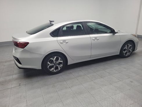 Used 2020 Kia Forte LXS image 10