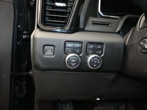 Used 2023 GMC Sierra 1500 AT4 AWD/4WD image 13