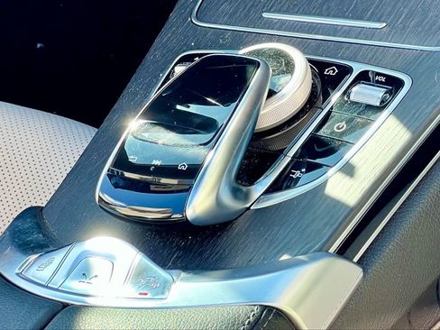 Used 2023 Mercedes-Benz C 300 4MATIC Cabriolet image 14