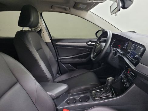 Used 2020 Volkswagen Jetta SE w/ SE Cold Weather Package FWD image 21