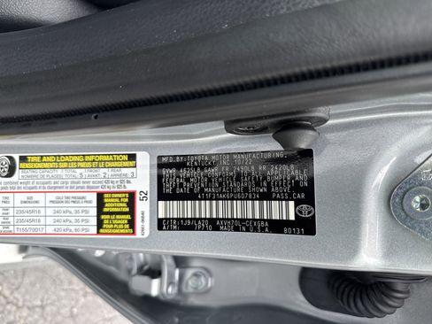 Used 2023 Toyota Camry XLE FWD image 35