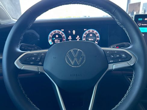 New 2026 Volkswagen Tiguan SE image 22