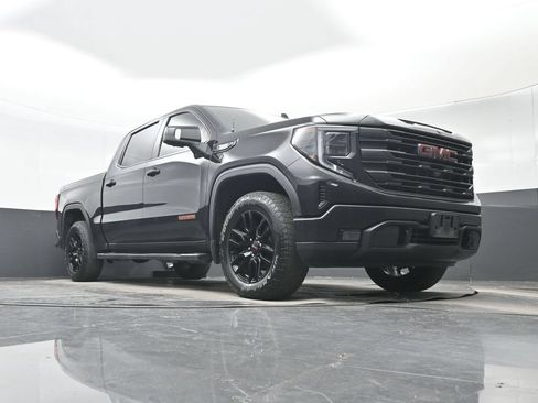 Used 2022 GMC Sierra 1500 Elevation w/ Elevation Premium Package AWD/4WD image 33