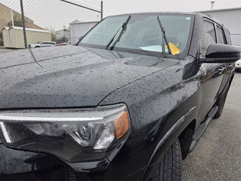 Used 2023 Toyota 4Runner SR5 image 7