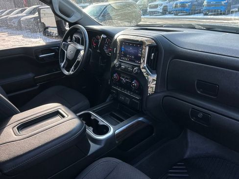 Used 2021 Chevrolet Silverado 1500 LT Trail Boss w/ Convenience Package II image 14