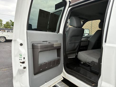 Used 2011 Ford F250 XLT w/ XLT Appearance Pkg AWD/4WD image 27
