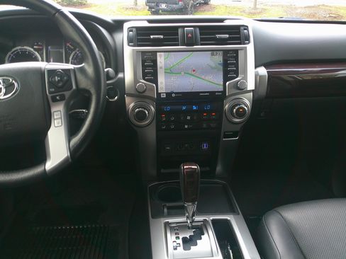 Used 2023 Toyota 4Runner Limited image 32