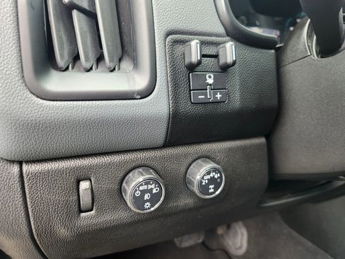Used 2019 Chevrolet Colorado Z71 AWD/4WD image 26