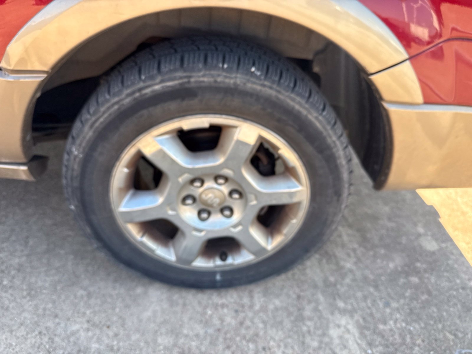 Used 2014 Ford Expedition EL King Ranch RWD image 6