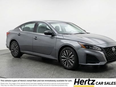 Used 2025 Nissan Altima 2.5 SV