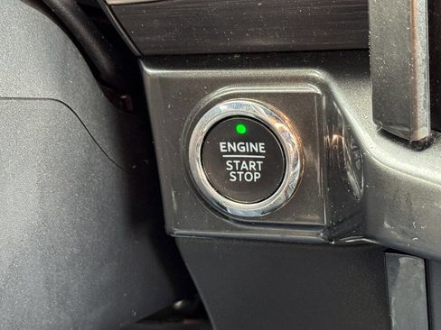 Used 2022 Ford F150 XLT w/ Equipment Group 302A High image 33