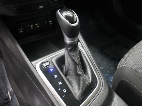 Used 2021 Hyundai Accent SE FWD image 19