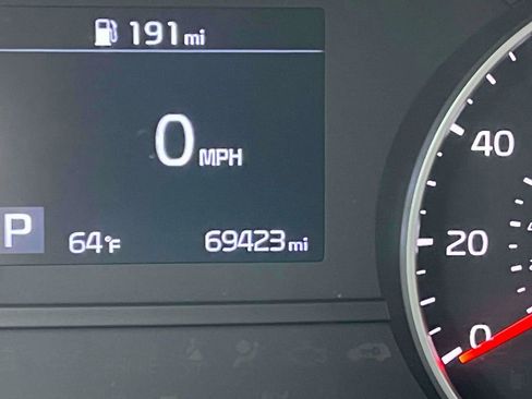 Used 2020 Kia Sportage EX image 24