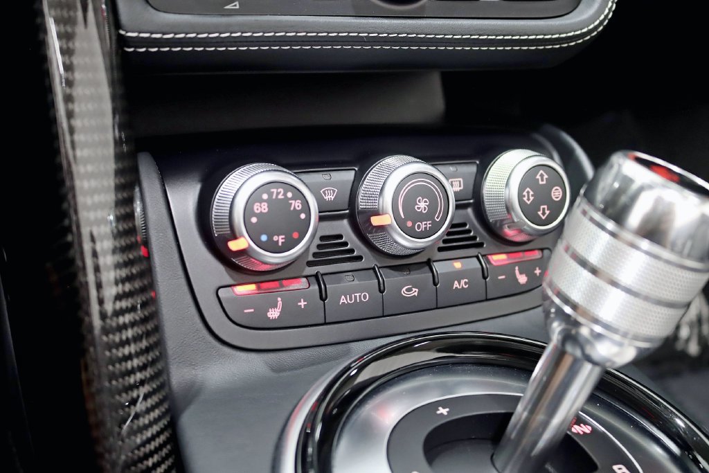 Used 2015 Audi R8 V10 AWD/4WD image 22