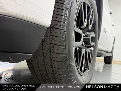Used 2020 GMC Sierra 1500 Elevation w/ Elevation Value Package RWD image 12