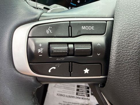 Used 2025 Kia Sportage SX Prestige AWD/4WD image 16
