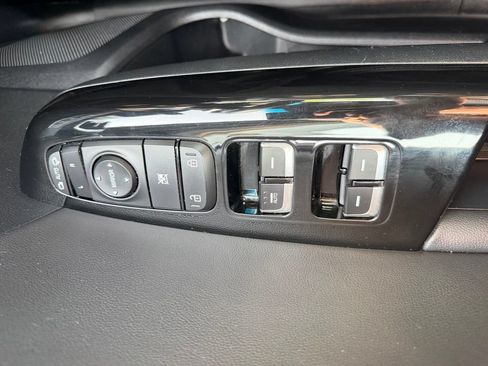 Used 2022 Kia Sportage Nightfall Edition w/ Nighfall AWD Premium Package image 28