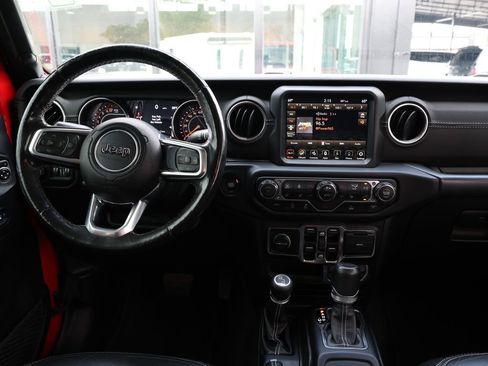 Used 2020 Jeep Gladiator Overland image 20