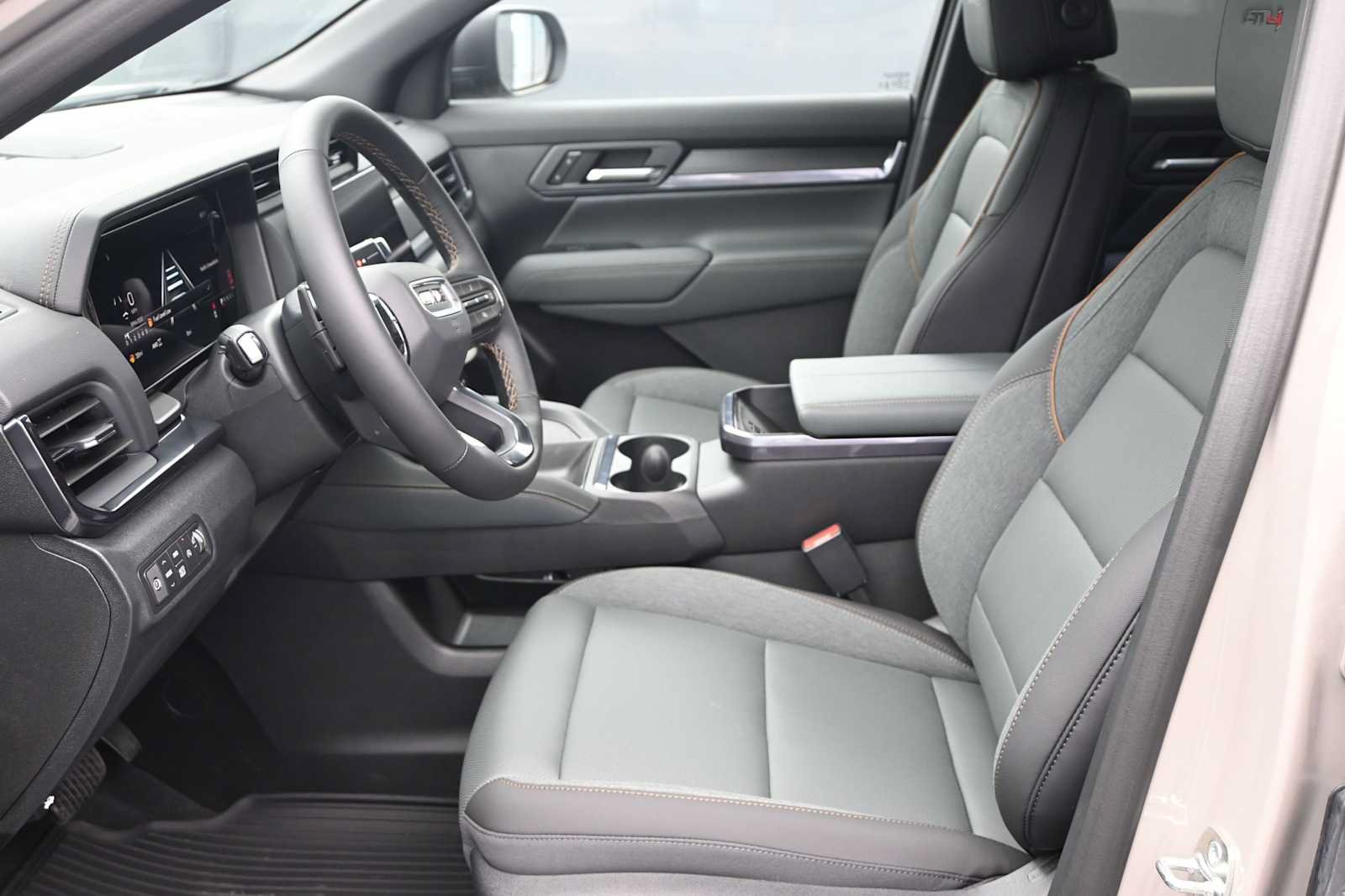 New 2027 GMC Terrain AT4 AWD/4WD image 13