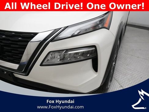 Used 2023 Nissan Rogue SV image 22