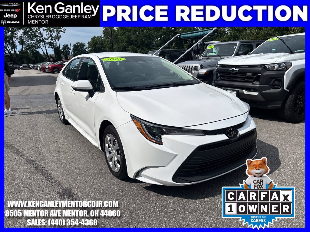 Used 2025 Toyota Corolla LE FWD image 1