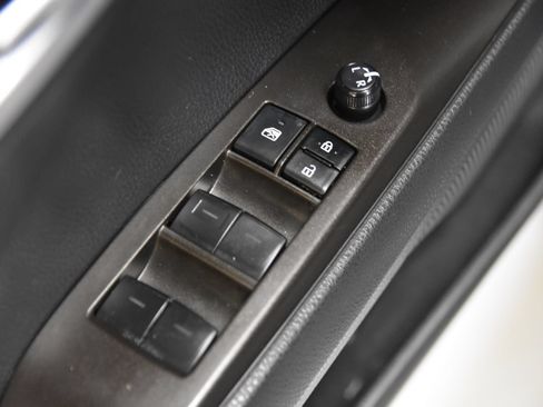 Used 2023 Toyota Camry SE FWD image 17