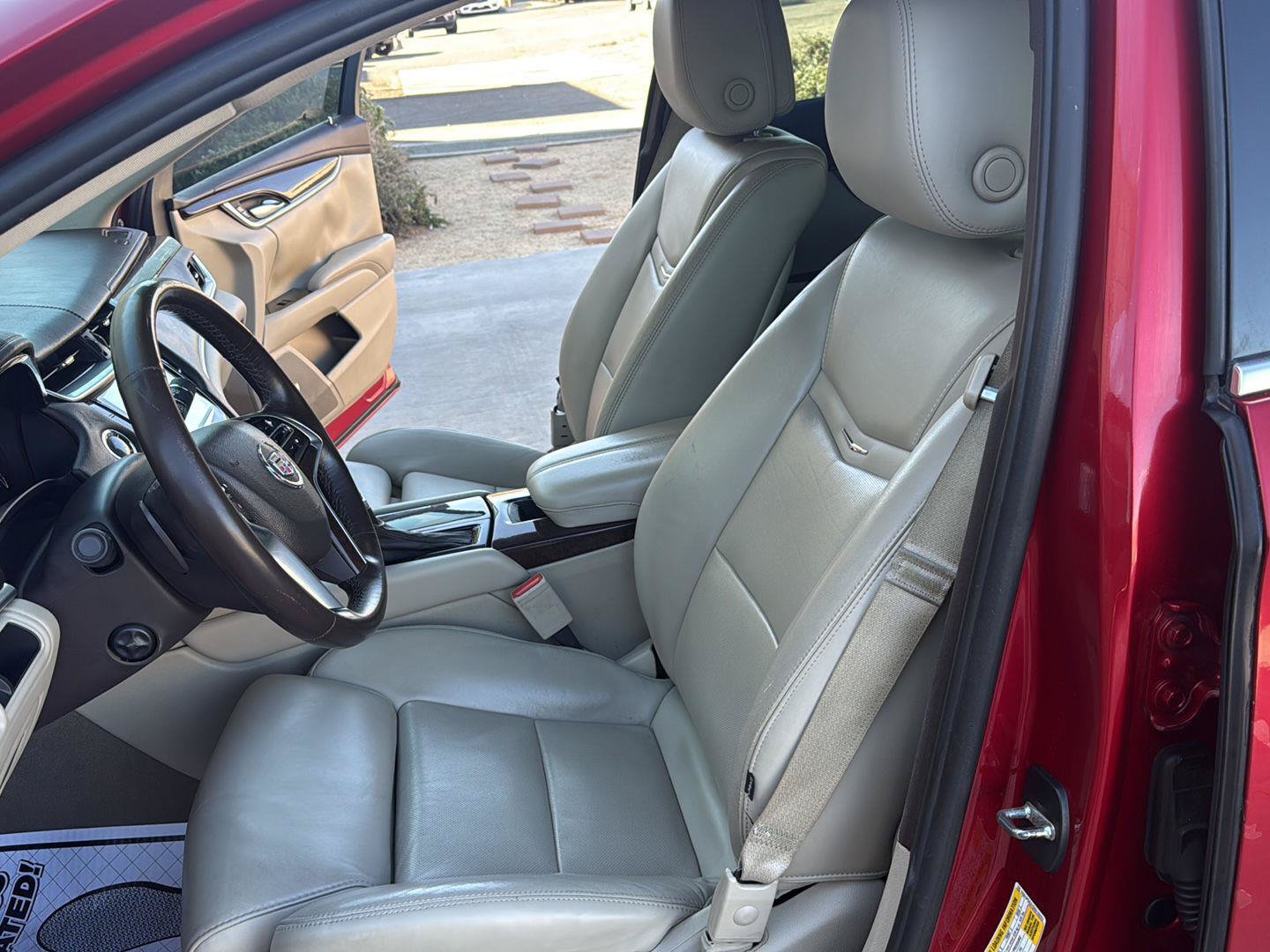 Used 2013 Cadillac XTS Luxury w/ Driver Awareness Package FWD image 24