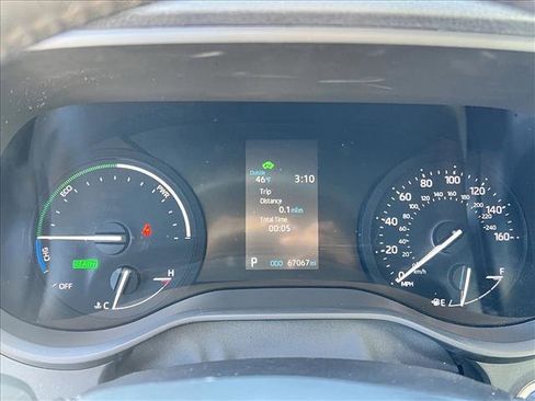 Certified 2021 Toyota Sienna XLE image 12