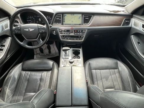 Used 2018 Genesis G80 5.0 Ultimate RWD image 2
