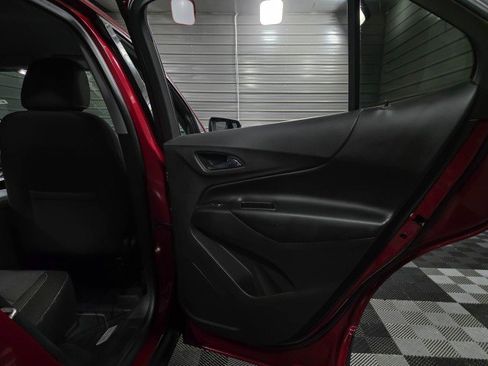 Used 2019 Chevrolet Equinox LT image 33