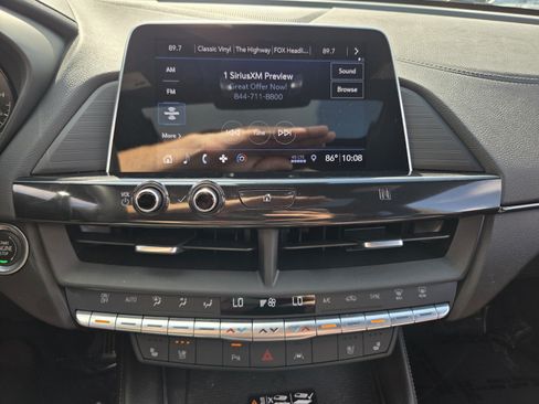 Used 2020 Cadillac CT4 V w/ Climate Package RWD image 22