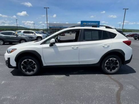 Used 2023 Subaru Crosstrek 2.0i Premium AWD/4WD image 5