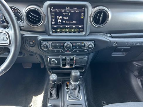 Used 2023 Jeep Wrangler Unlimited Sport AWD/4WD image 11