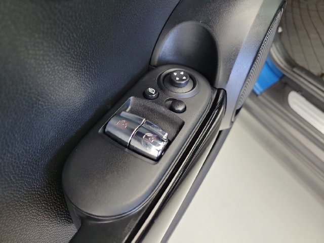 Used 2024 MINI Cooper S FWD image 16