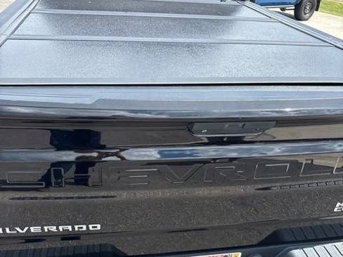 Used 2019 Chevrolet Silverado 1500 High Country AWD/4WD image 19