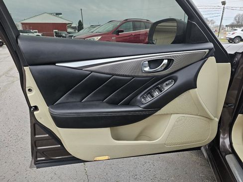 Used 2015 INFINITI Q50 Premium w/ Navigation Package image 4
