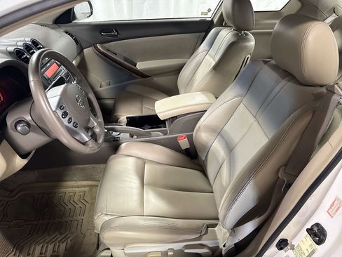 Used 2009 Nissan Altima 2.5 S w/ Premium Pkg image 16