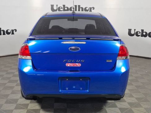 Used 2010 Ford Focus SES FWD image 6