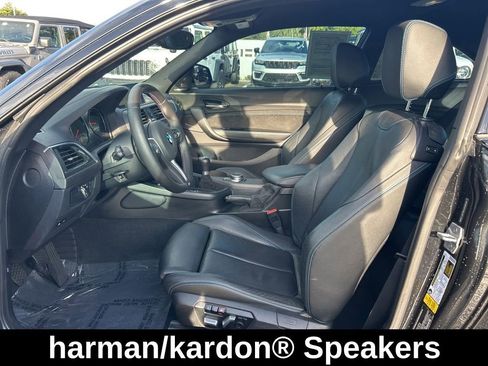 Used 2018 BMW M2 RWD image 10